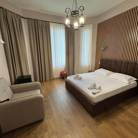Oda Garden Boutique Hotel Tiranë Luaran gambar