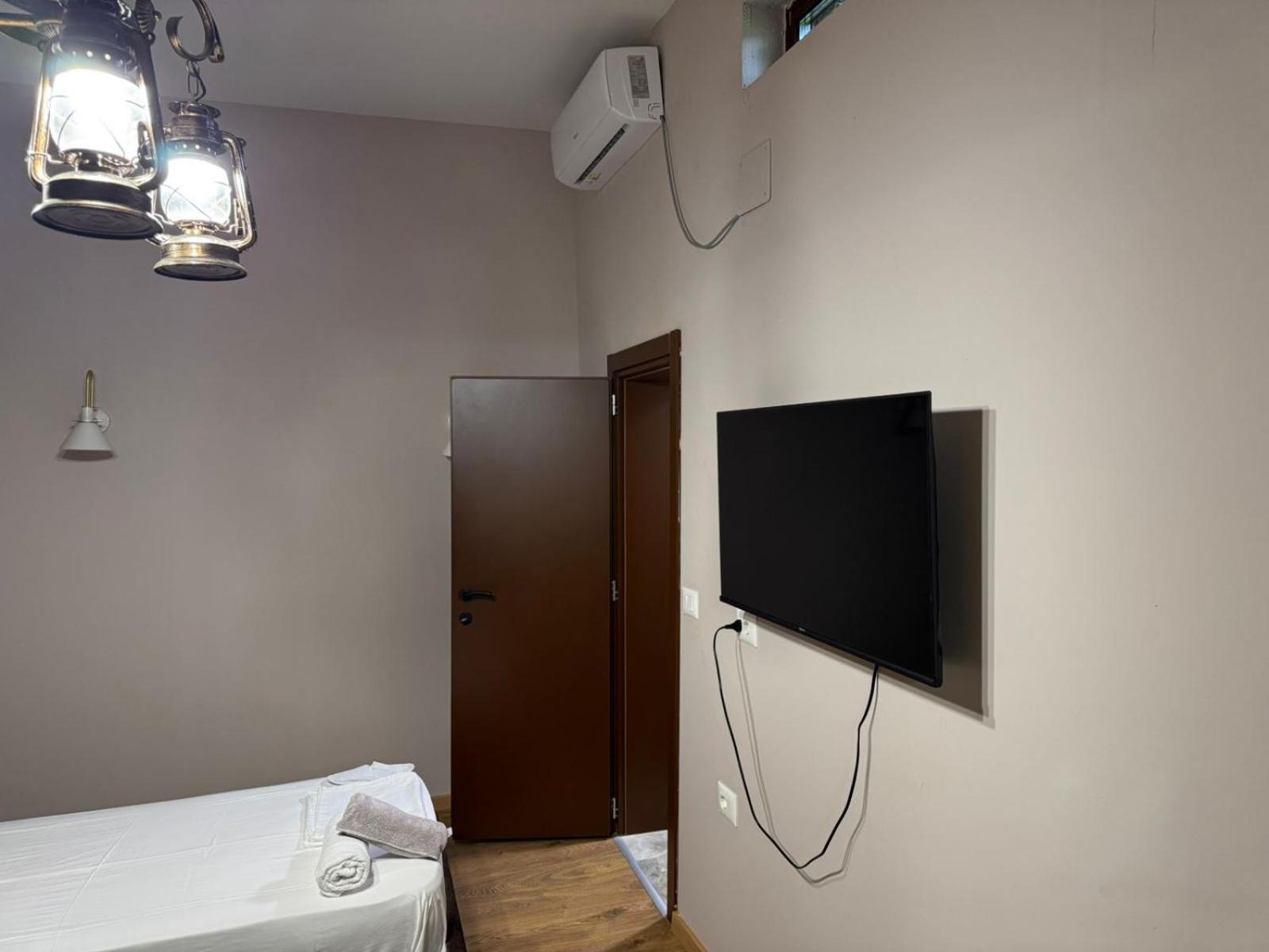 Oda Garden Boutique Hotel Tiranë Luaran gambar