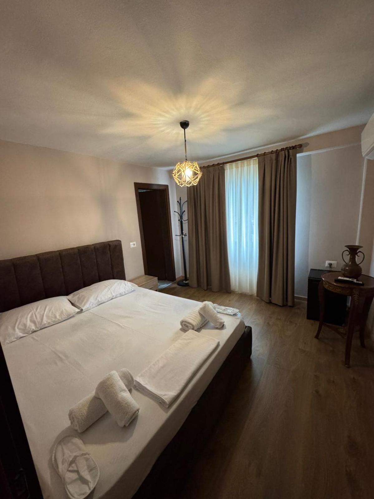 Oda Garden Boutique Hotel Tiranë Luaran gambar