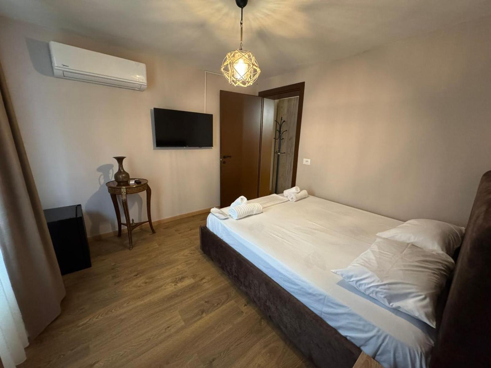 Oda Garden Boutique Hotel Tiranë Luaran gambar