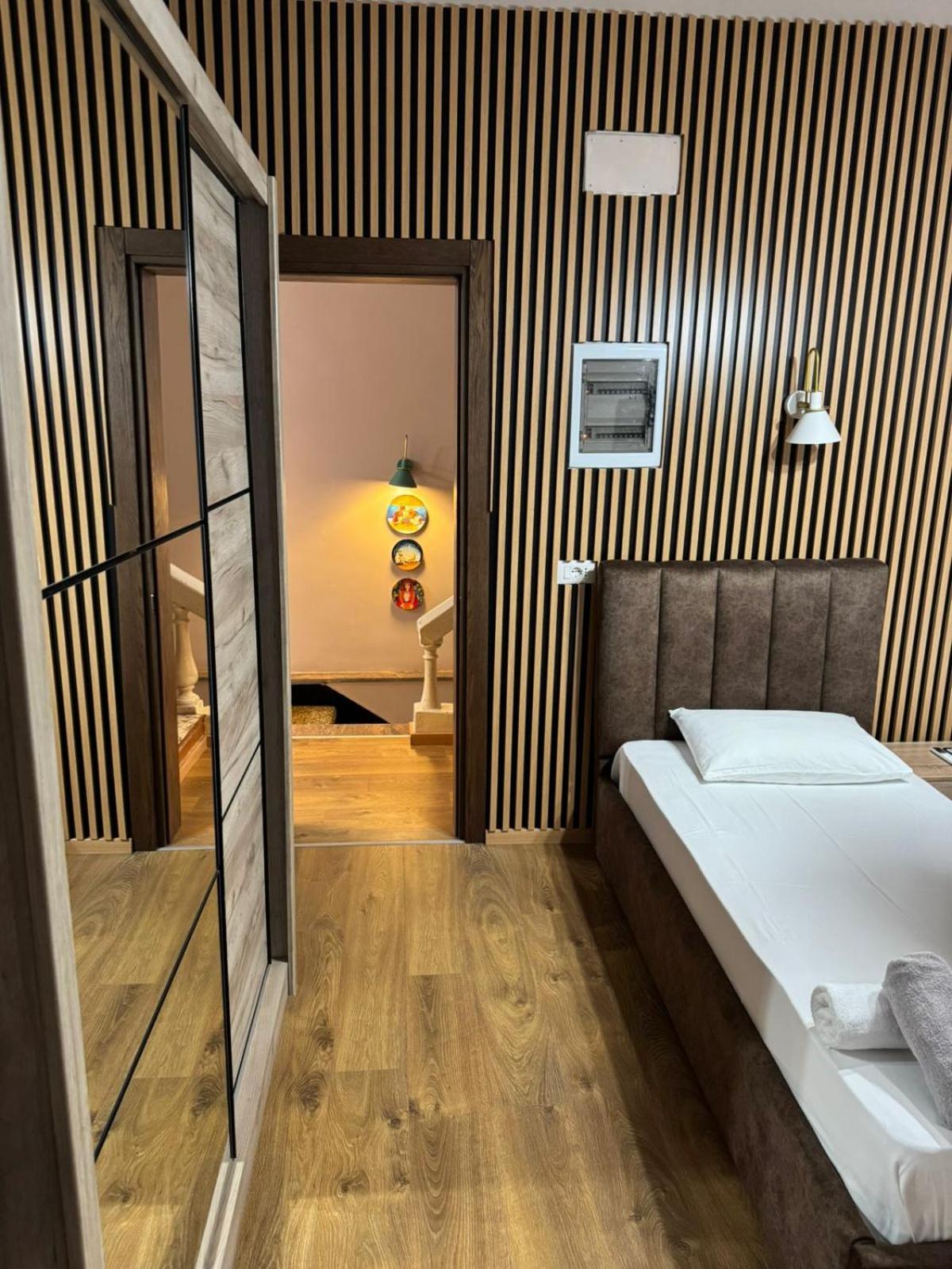 Oda Garden Boutique Hotel Tiranë Luaran gambar